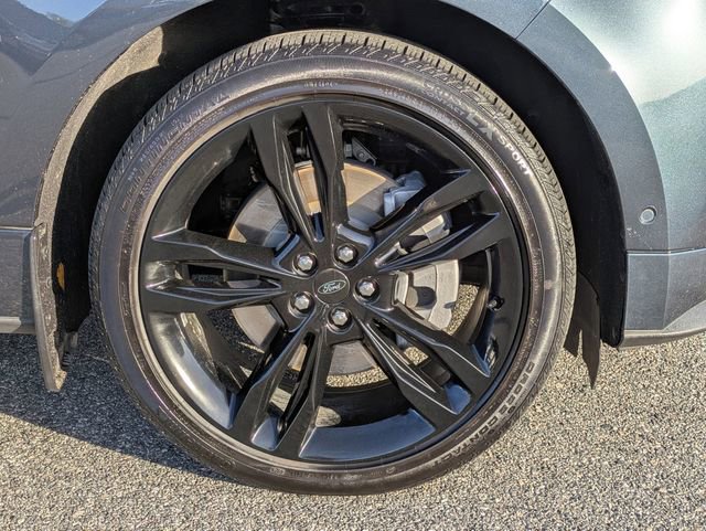 Certified 2022 Ford Edge ST w/ Equipment Group 401A image 11