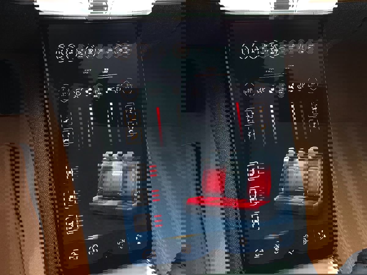 Used 2023 Lucid Air Touring image 35