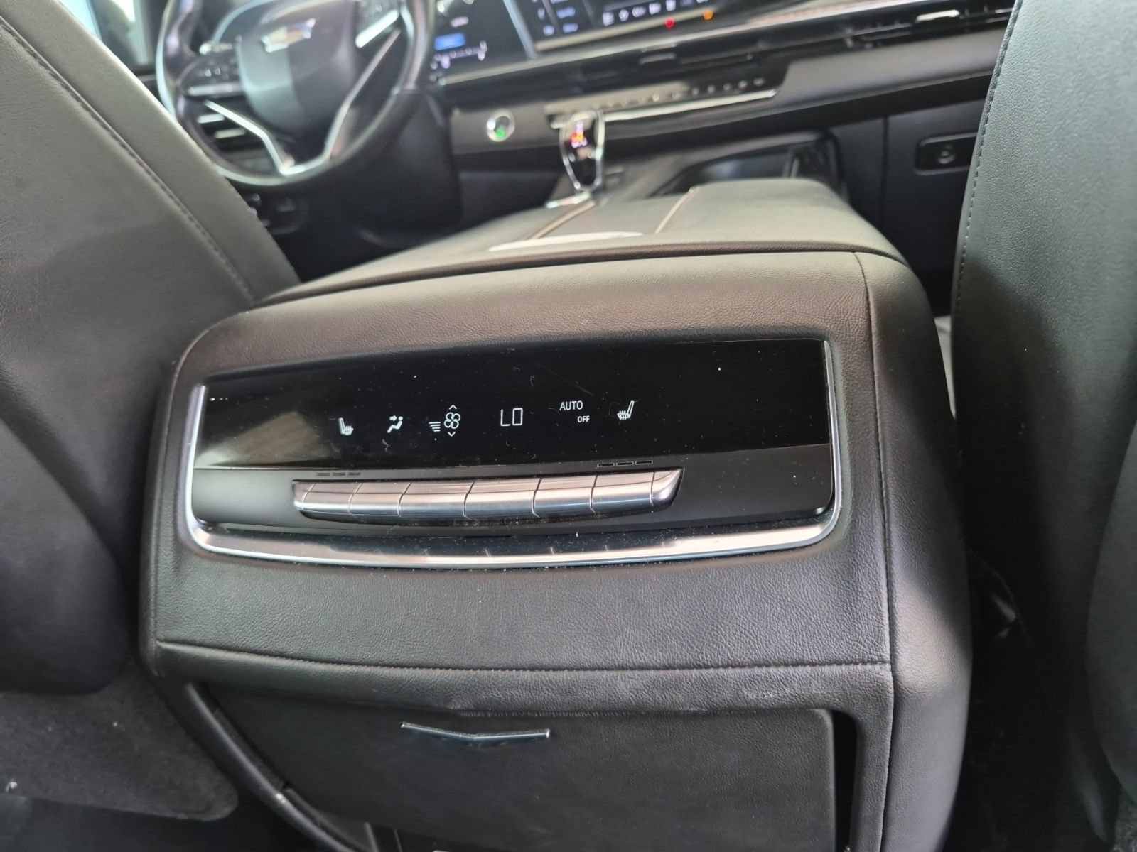 Used 2021 Cadillac Escalade Sport AWD/4WD image 8