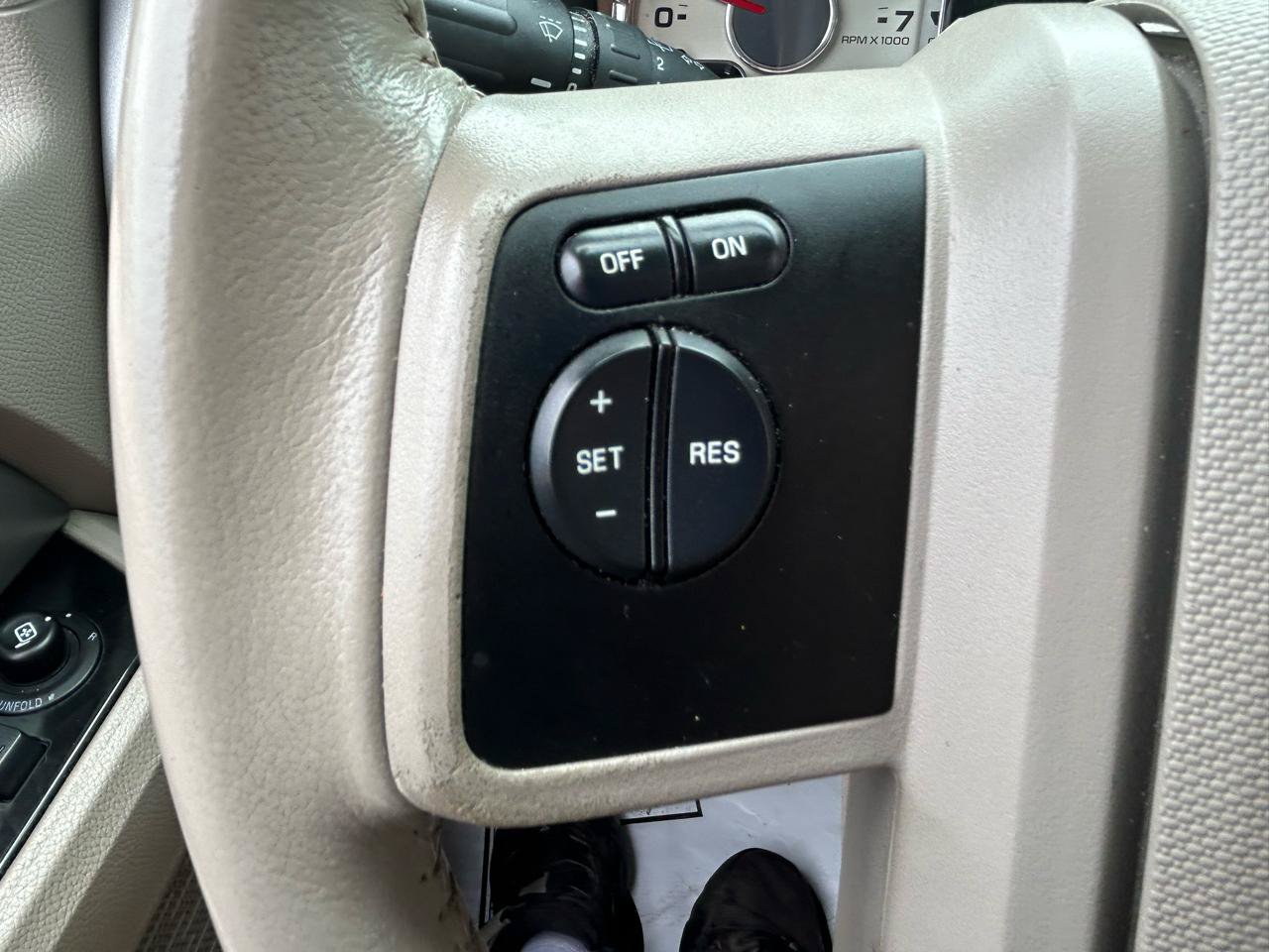 Used 2012 Ford Expedition Limited AWD/4WD image 19
