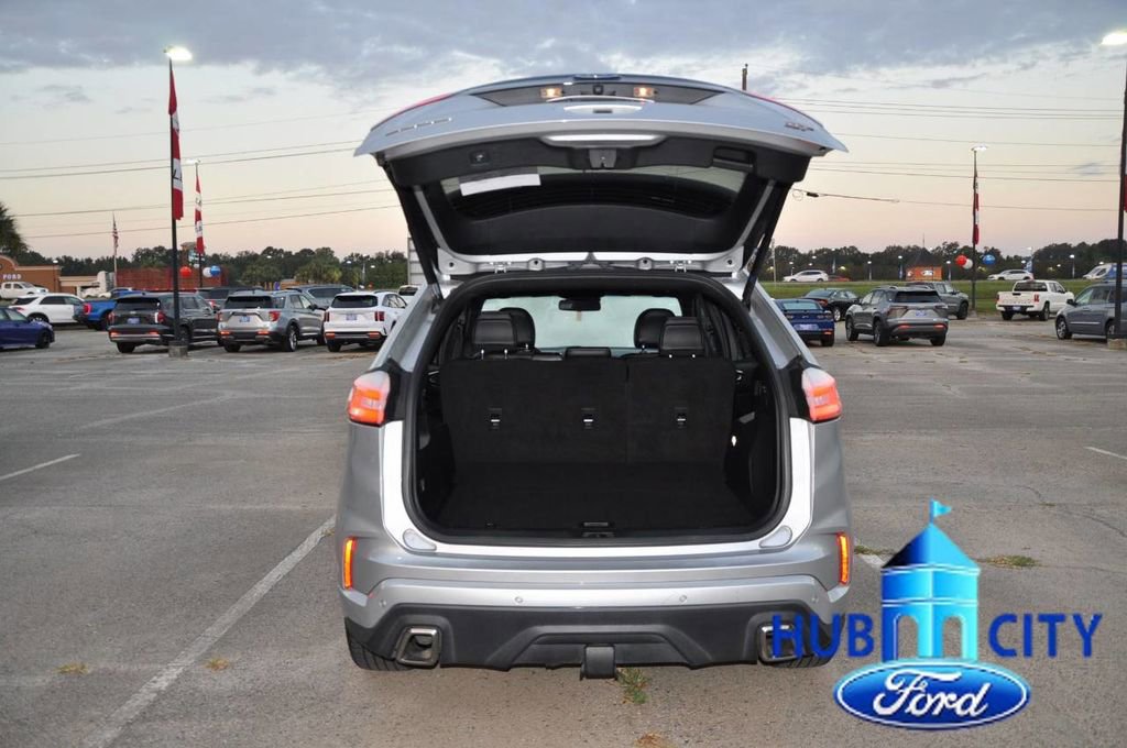 Used 2019 Ford Edge ST image 22
