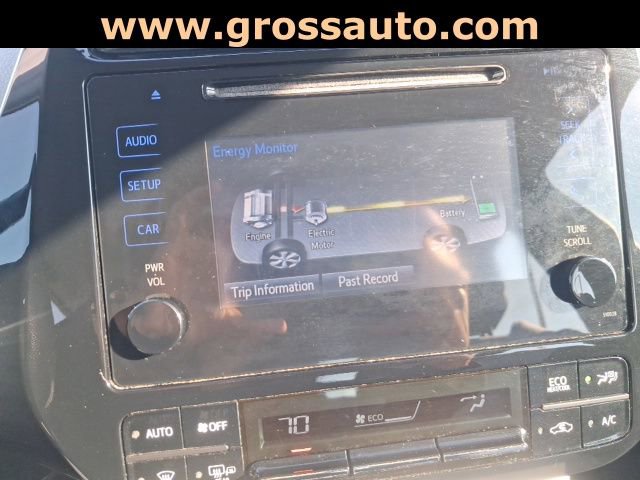 Used 2017 Toyota Prius Two image 7