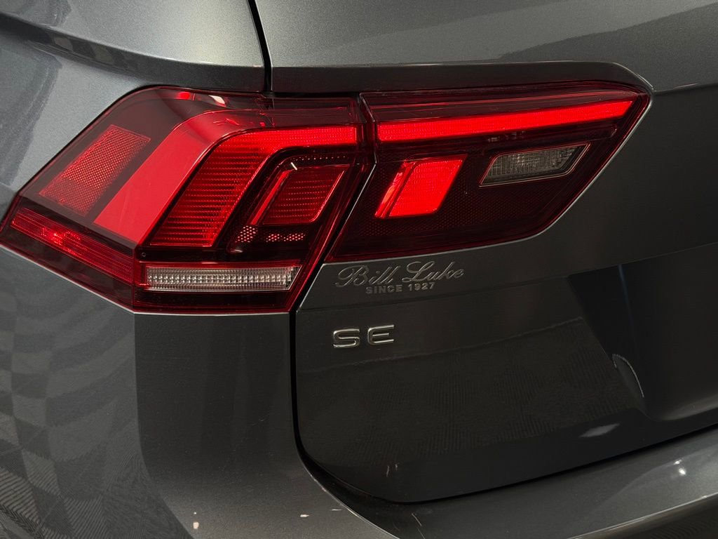 Used 2024 Volkswagen Tiguan SE R-Line image 13