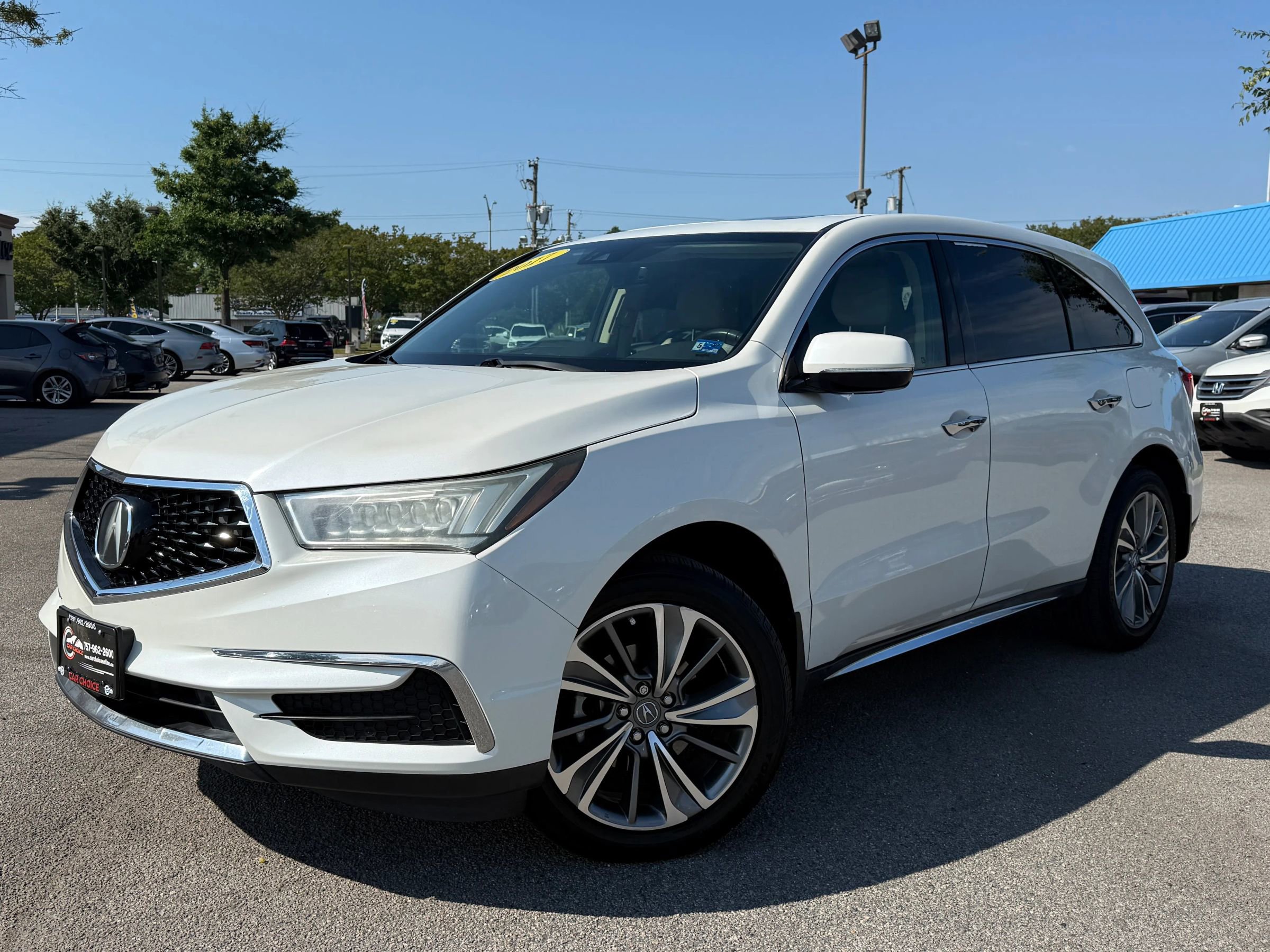 Used 2017 Acura MDX FWD w/ Technology Package image 2