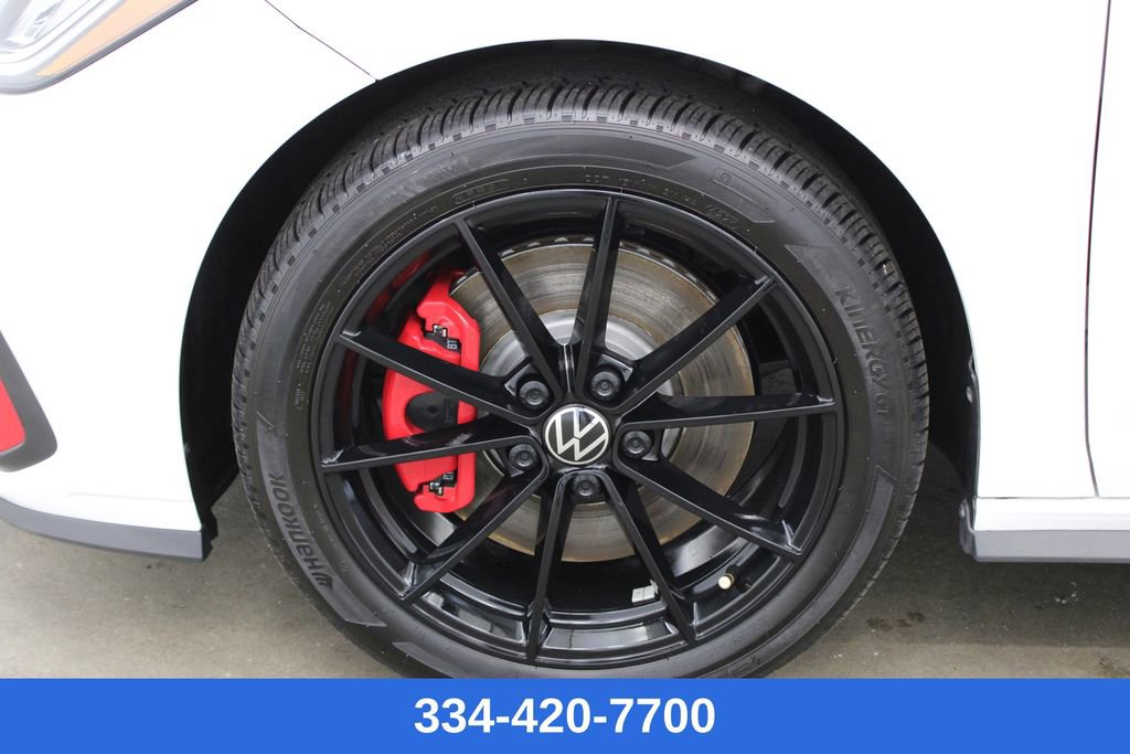 Certified 2025 Volkswagen Jetta GLI Autobahn w/ GLI Black Package image 28