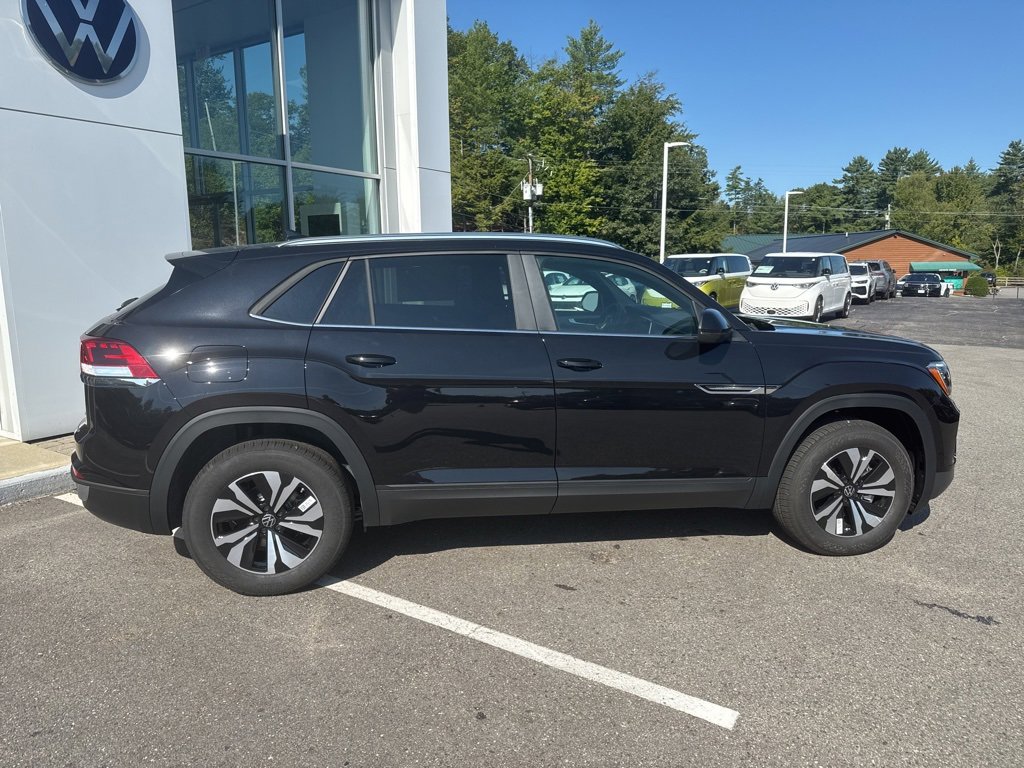 New 2026 Volkswagen Atlas Cross Sport SE image 11