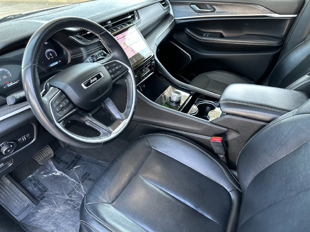 Used 2021 Jeep Grand Cherokee L Limited RWD image 9