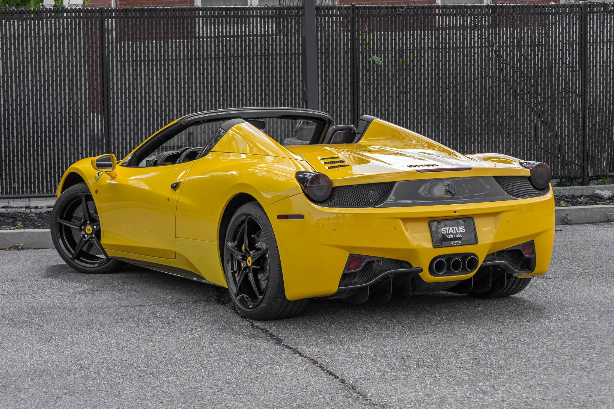 Used 2013 Ferrari 458 Spider RWD image 48