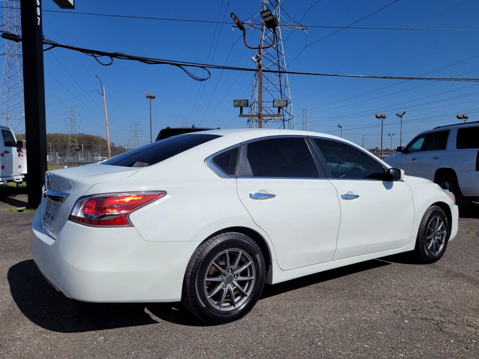 Used 2015 Nissan Altima 2.5 S w/ Power Driver Seat Package image 12