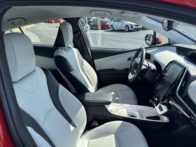 Used 2018 Toyota Prius Prime Advanced FWD image 16