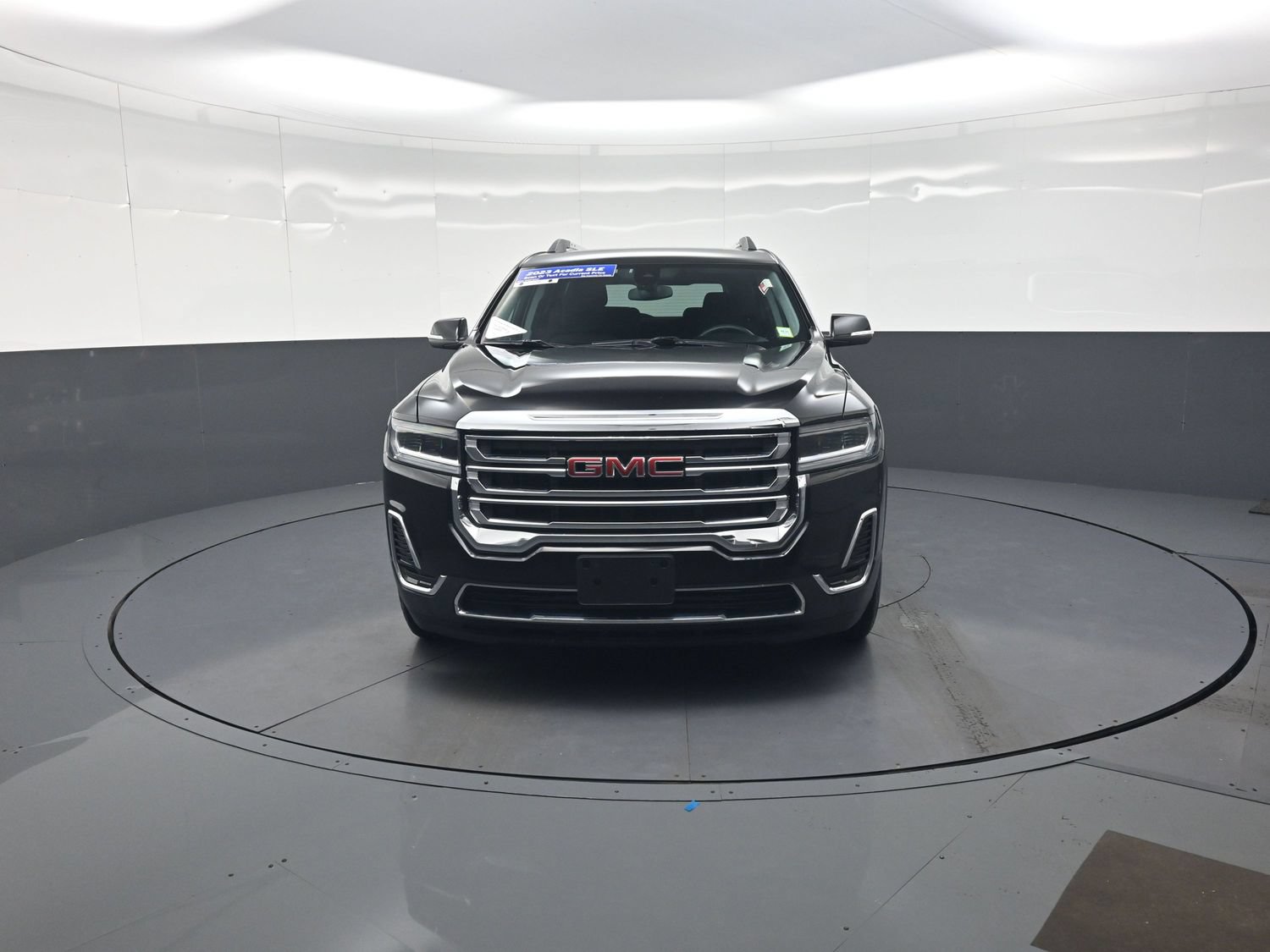 Used 2023 GMC Acadia SLE w/ Driver Convenience Package AWD/4WD image 8