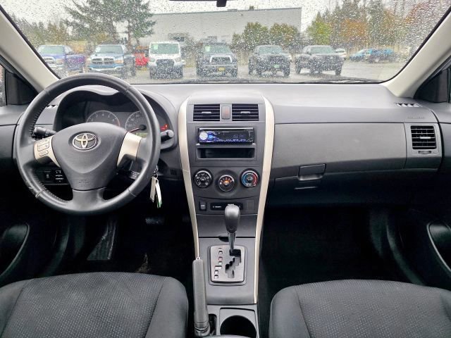 Used 2009 Toyota Corolla S image 10