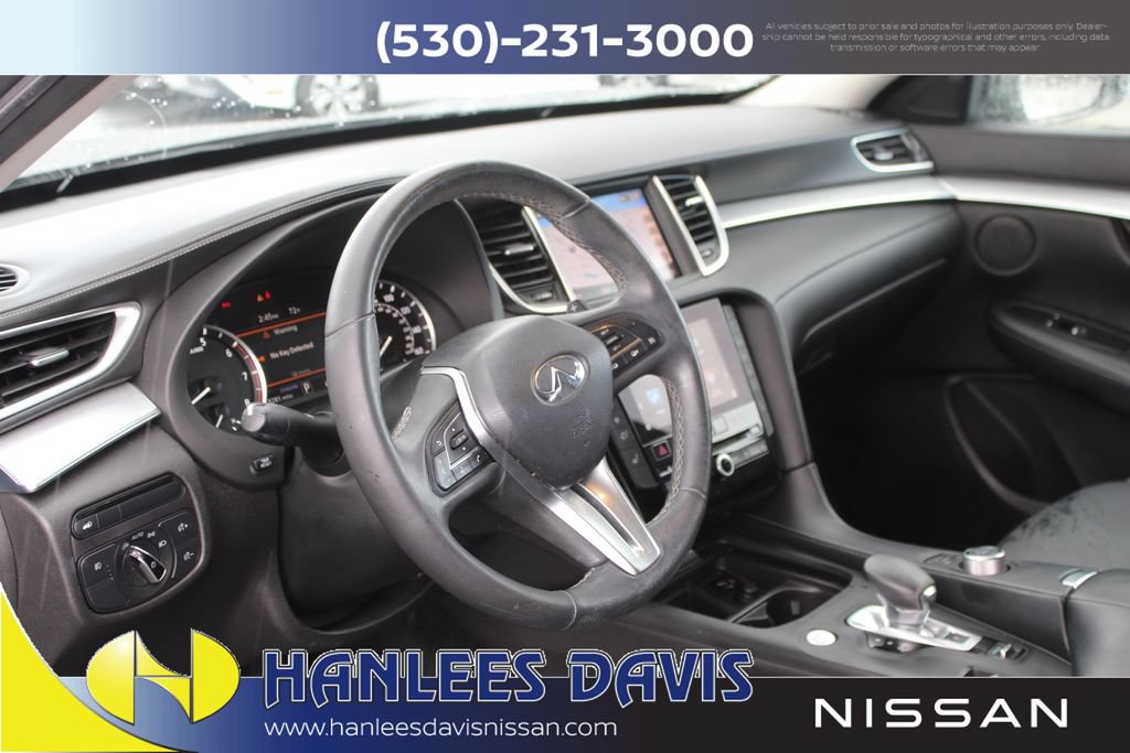 Used 2019 INFINITI QX50 Luxe w/ Navigation Package AWD/4WD image 11