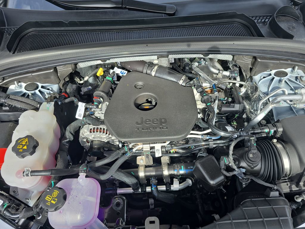 New 2026 Jeep Grand Cherokee Limited w/ Luxury Tech Group II image 32