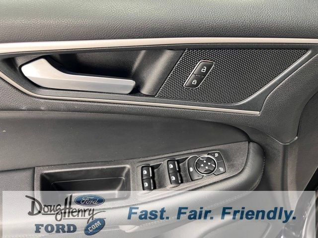 Used 2024 Ford Edge SEL image 23