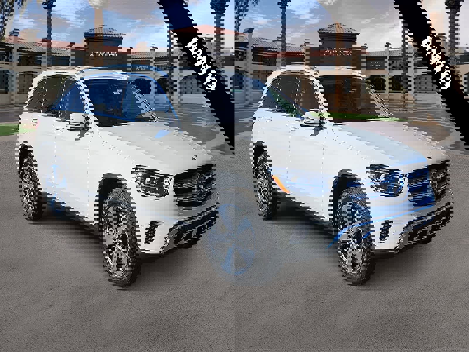 Used 2022 Mercedes-Benz GLC 300 4MATIC w/ Premium Package Lite image 2