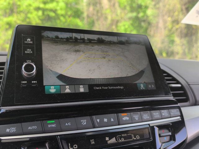 Used 2025 Honda Odyssey Sport-L image 17