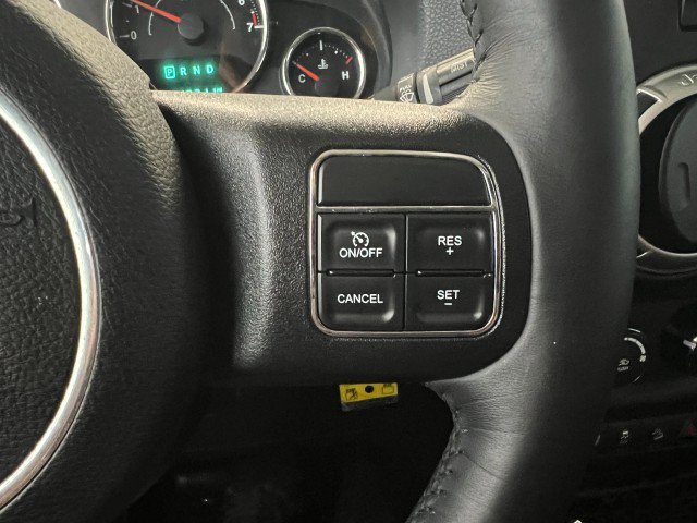 Used 2015 Jeep Wrangler Unlimited Sahara w/ Dual Top Group AWD/4WD image 23