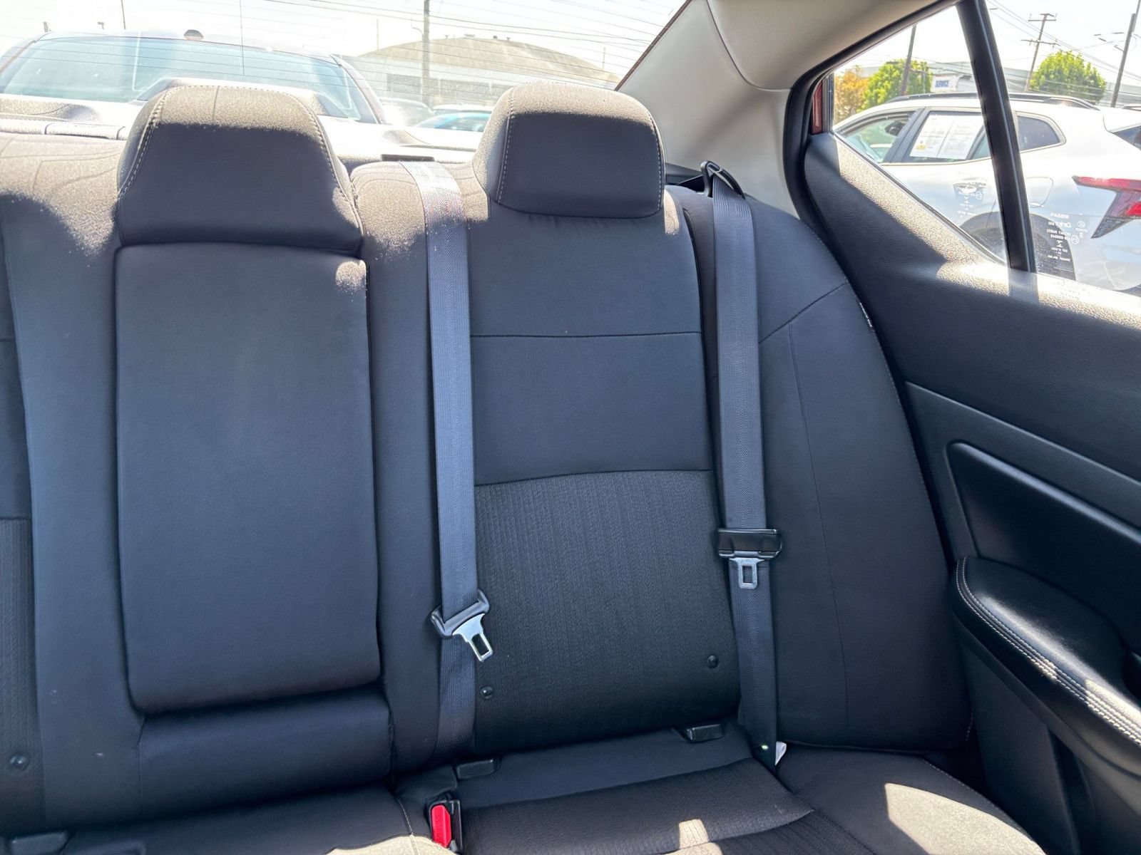 Used 2025 Nissan Altima 2.5 SV FWD image 38