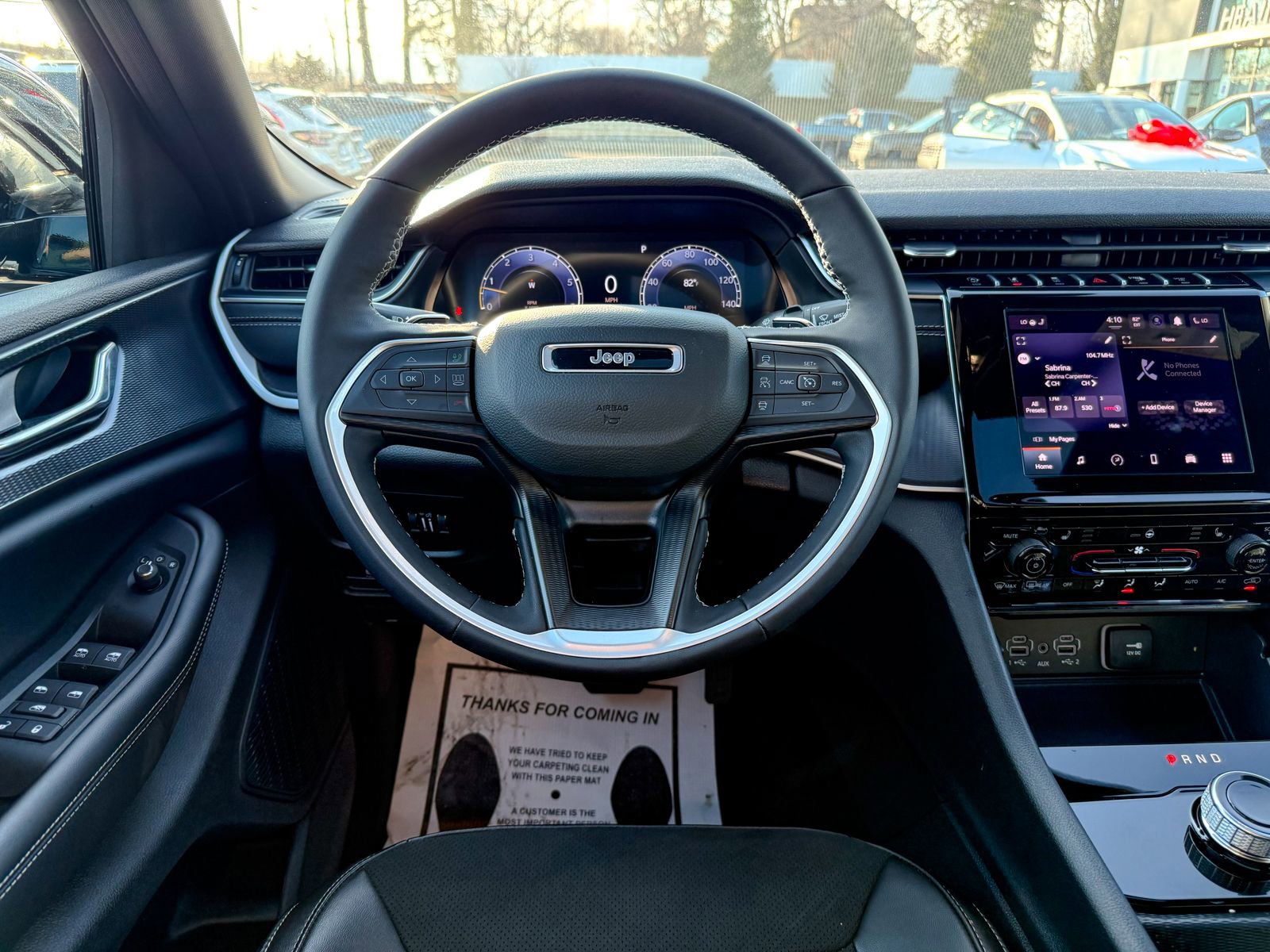 Used 2025 Jeep Grand Cherokee Altitude image 32