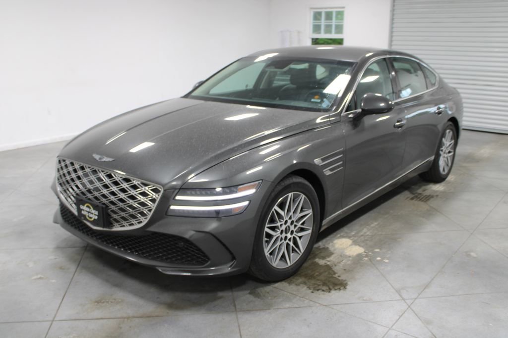 Used 2025 Genesis G80 2.5T image 4