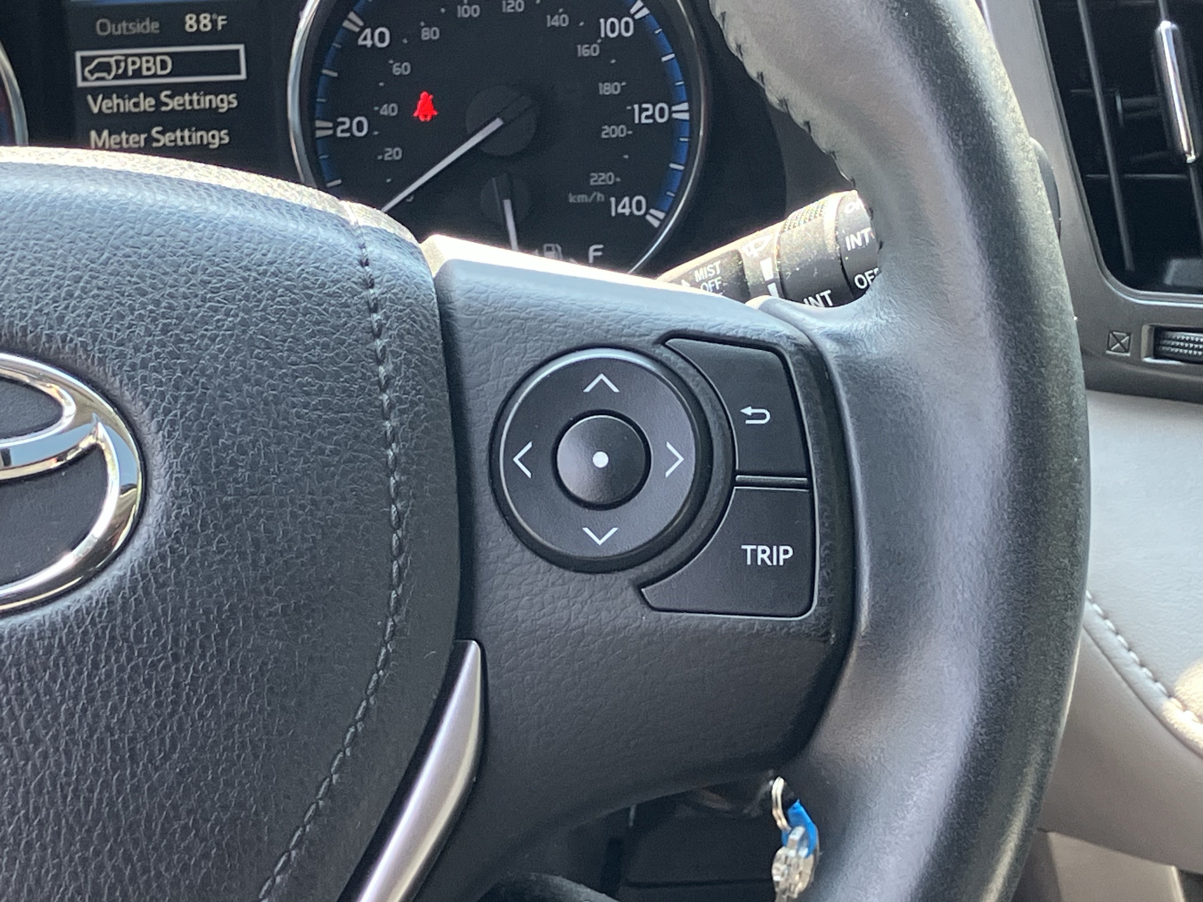 Used 2016 Toyota RAV4 XLE FWD image 22