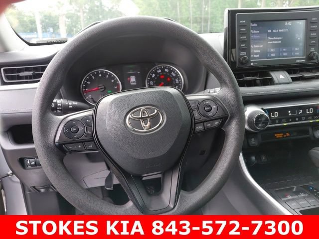 Used 2021 Toyota RAV4 XLE FWD image 12