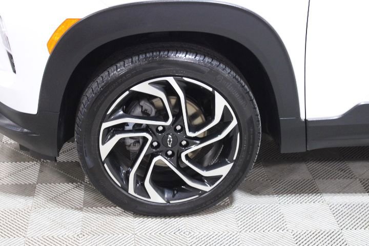 Used 2024 Chevrolet TrailBlazer RS w/ Convenience Package image 40