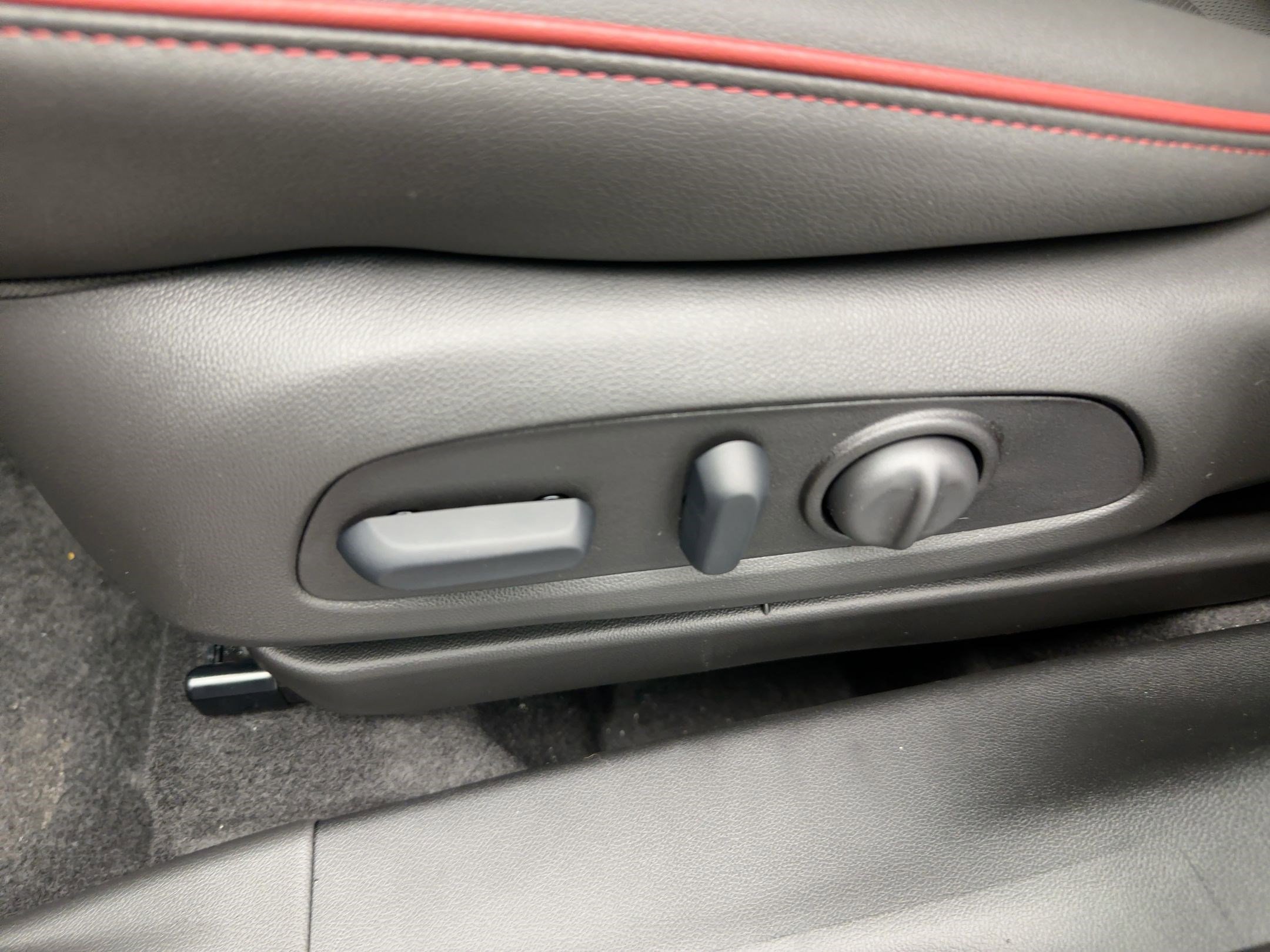 New 2026 Chevrolet TrailBlazer RS w/ Convenience Package image 13