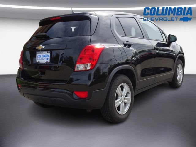Used 2020 Chevrolet Trax LS w/ Tint and Cruise Package FWD image 3