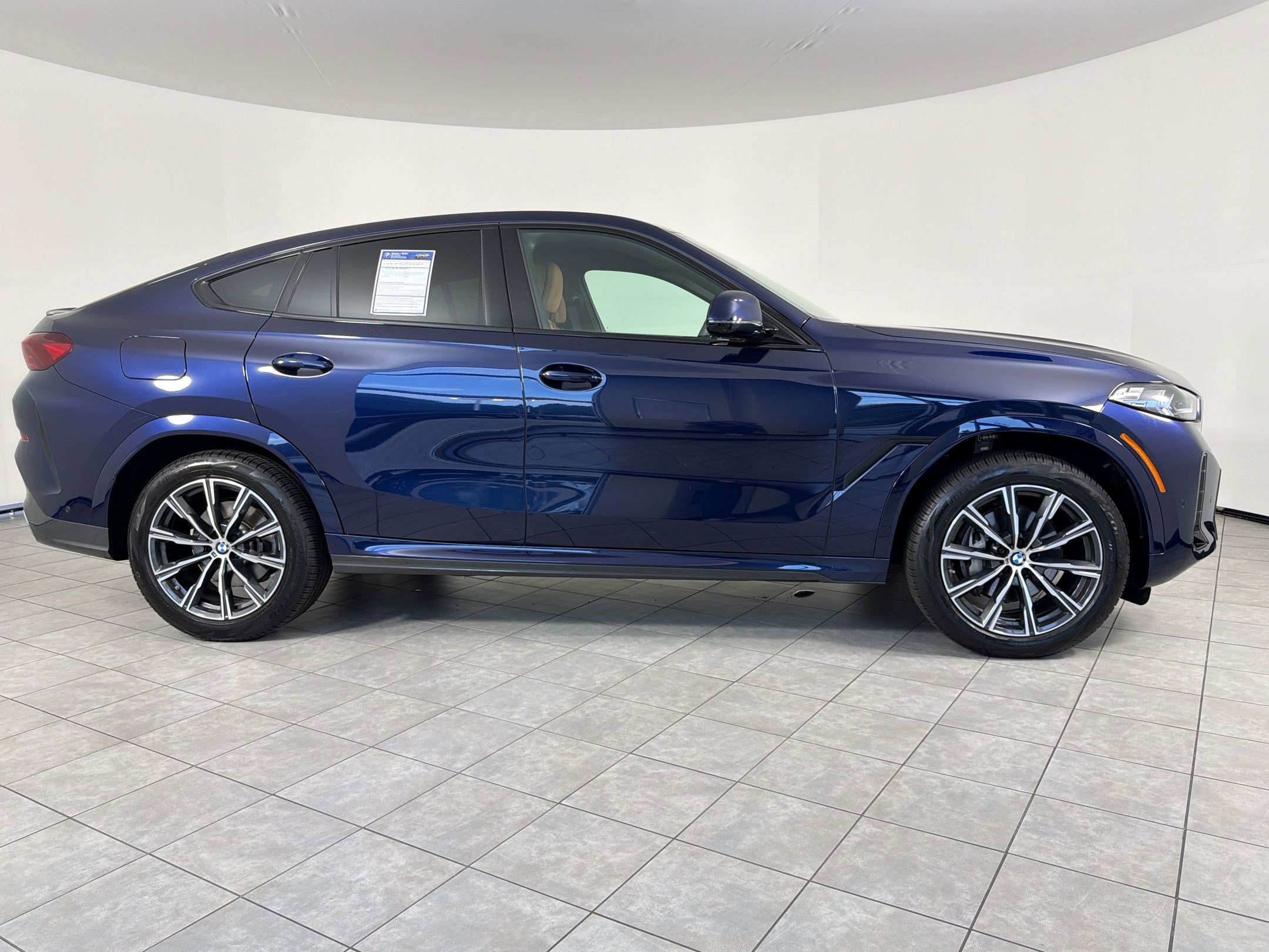 Certified 2026 BMW X6 xDrive40i w/ Climate Comfort Package AWD/4WD image 8