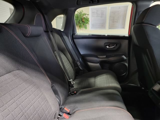 Used 2024 Honda HR-V Sport image 15
