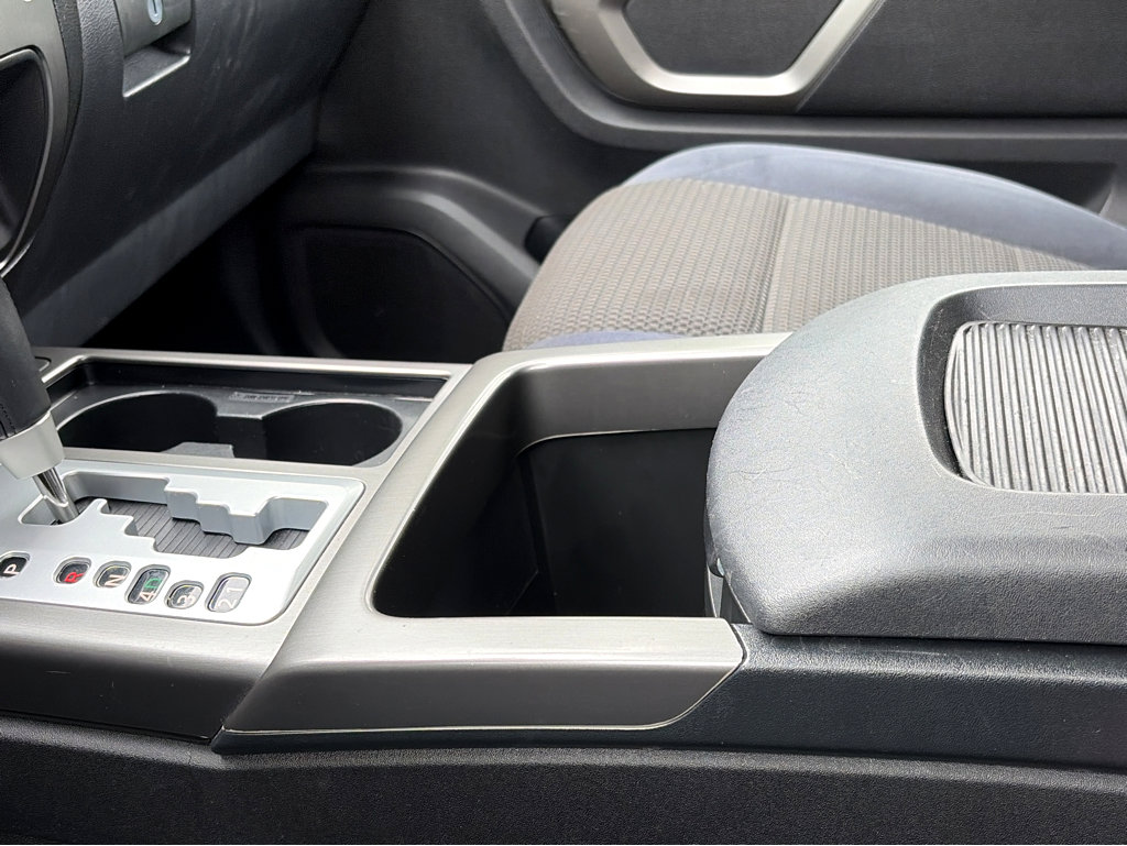 Used 2015 Nissan Armada SV image 7