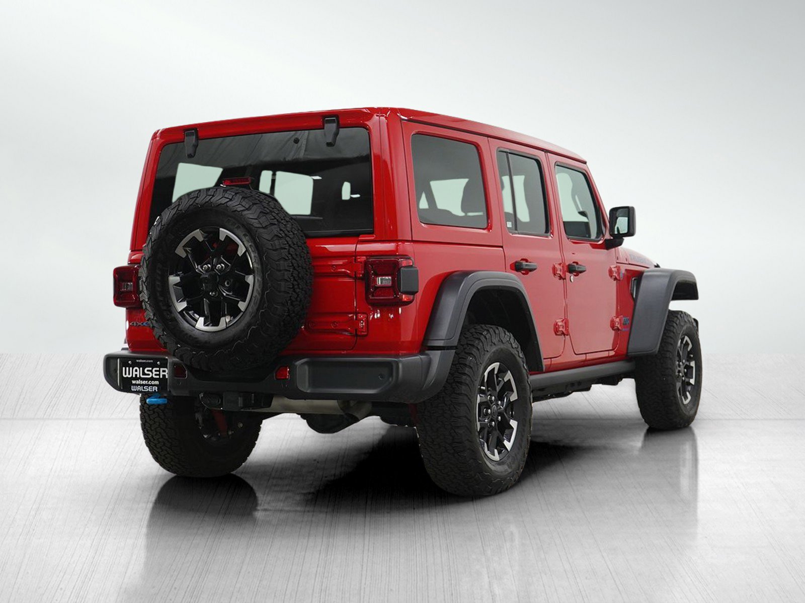 Used 2024 Jeep Wrangler Unlimited Rubicon 4xe w/ Technology Group AWD/4WD image 4