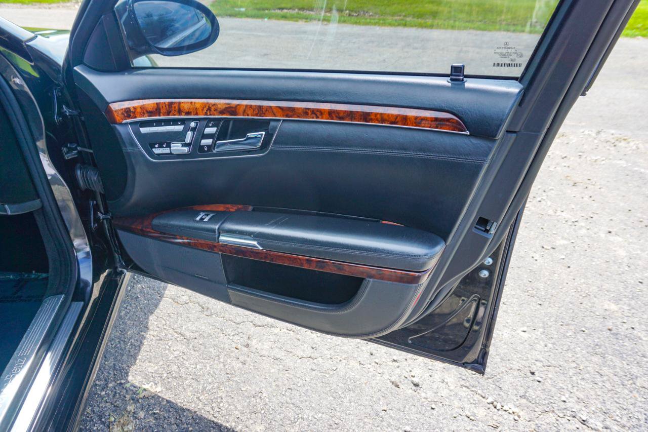 Used 2007 Mercedes-Benz S 600 image 37