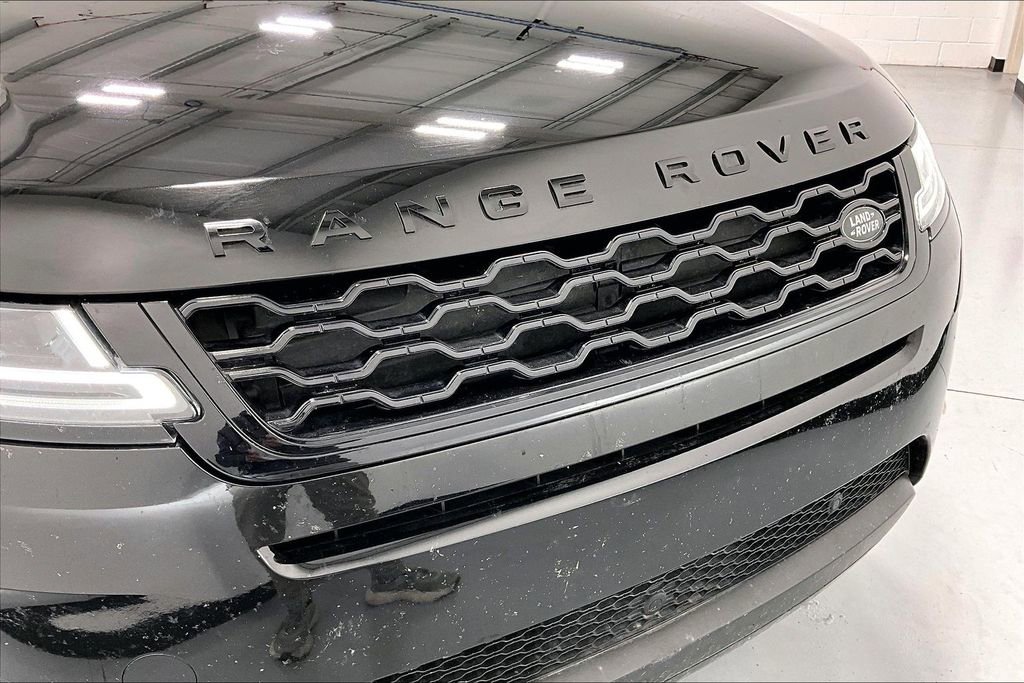 Used 2020 Land Rover Range Rover Evoque SE image 37