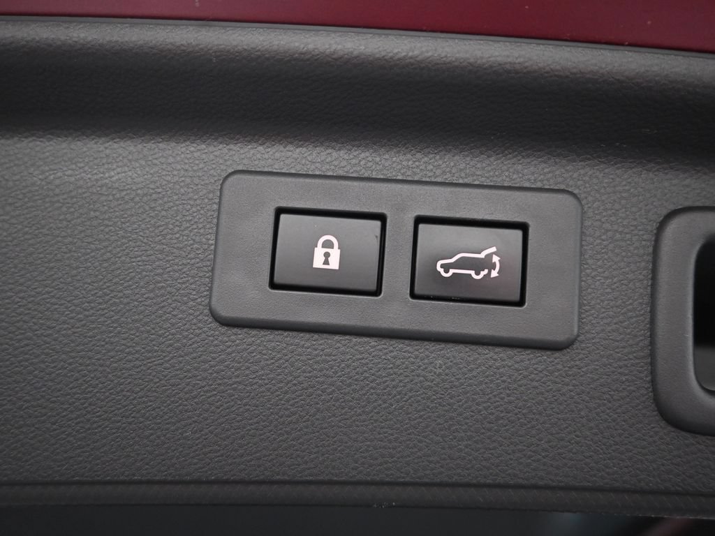 Used 2023 Subaru Forester Limited AWD/4WD image 37