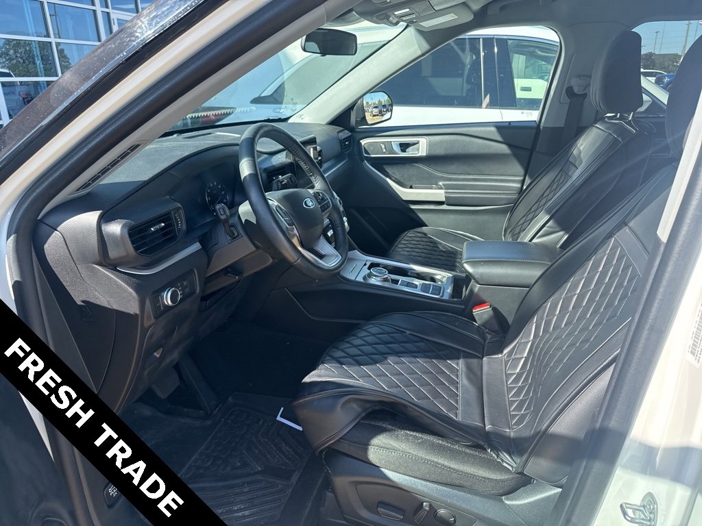 Certified 2022 Ford Explorer XLT image 8