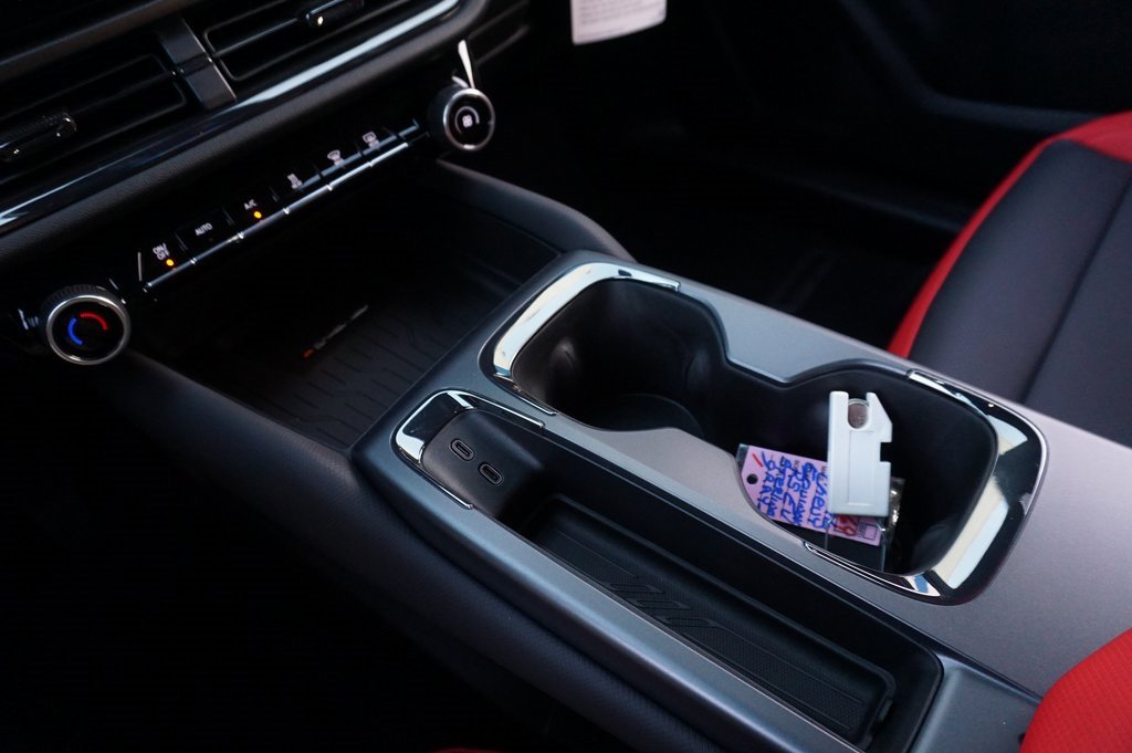 New 2026 Chevrolet Equinox EV RS image 17