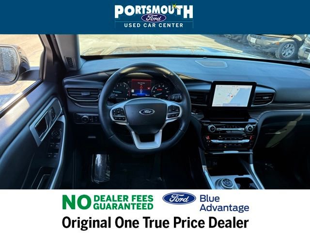 Used 2022 Ford Explorer Limited w/ Equipment Group 301A image 7