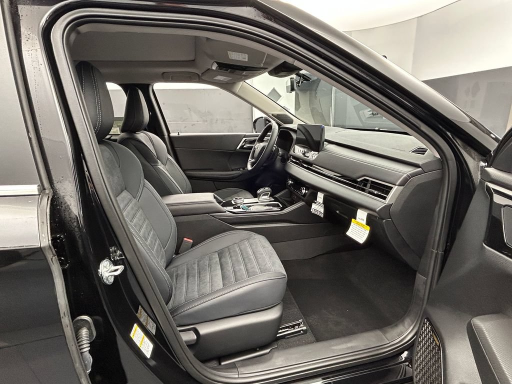 New 2026 Mitsubishi Outlander SE FWD image 21