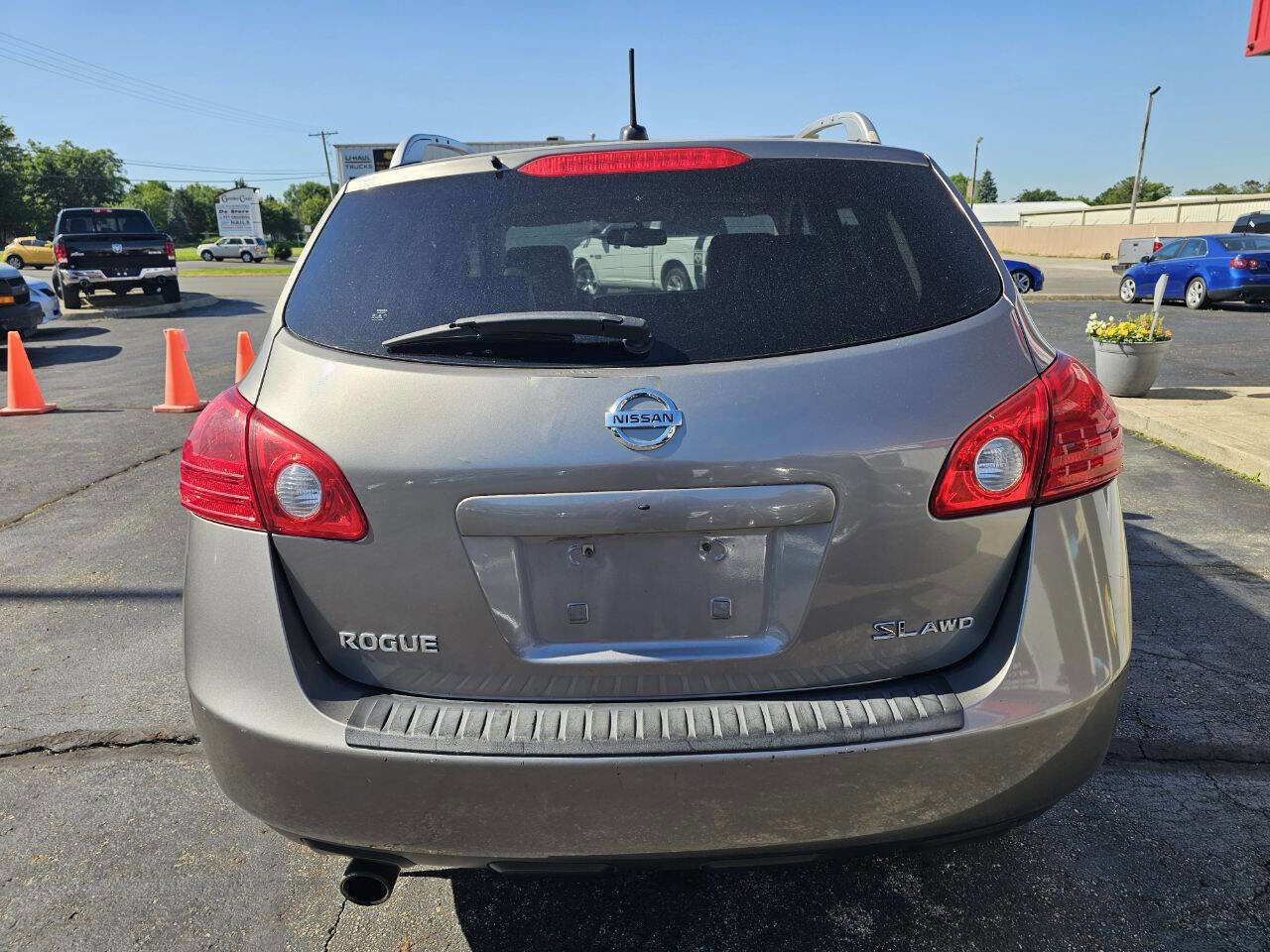 Used 2010 Nissan Rogue SL w/ Premium Pkg AWD/4WD image 7