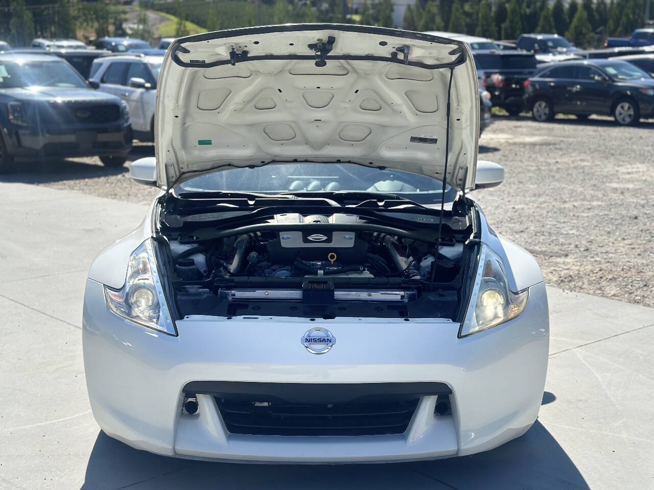 Used 2012 Nissan 370Z Coupe w/ Sport Pkg RWD image 11