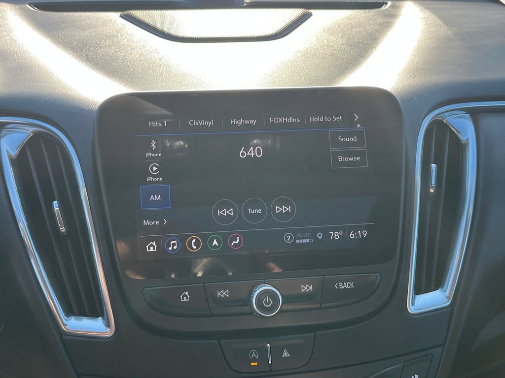 Used 2024 Chevrolet Malibu LT FWD image 33