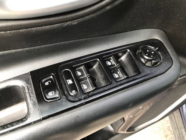Used 2021 Jeep Renegade Limited AWD/4WD image 7
