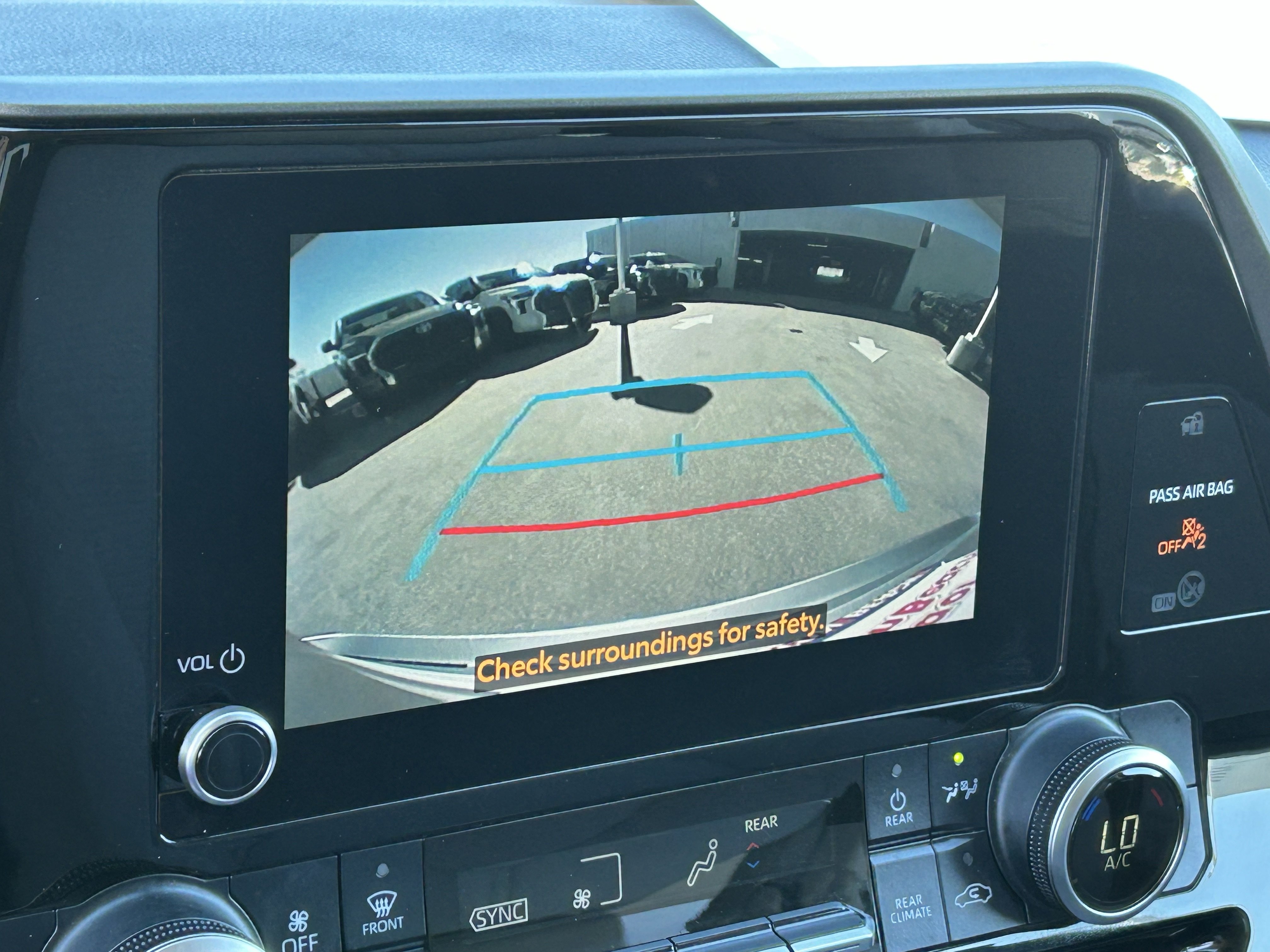 Certified 2023 Toyota Highlander LE FWD image 22