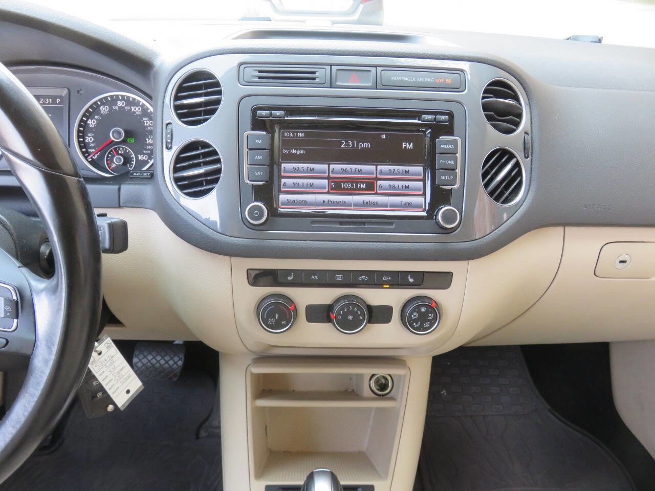Used 2015 Volkswagen Tiguan S AWD/4WD image 17
