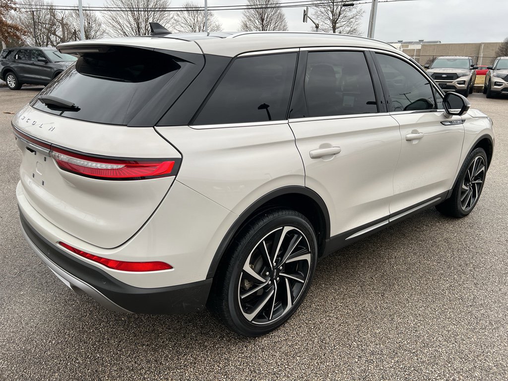 Used 2023 Lincoln Corsair Reserve w/ Equipment Group 201A image 7