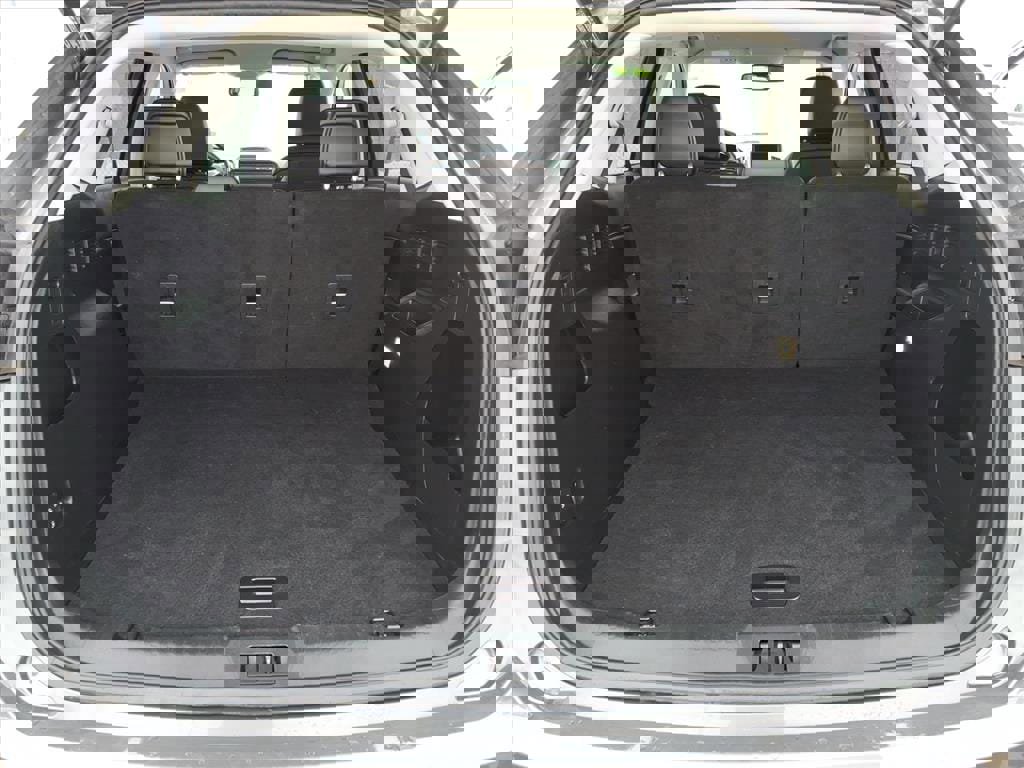 Used 2021 Ford Edge SEL w/ Convenience Package image 28