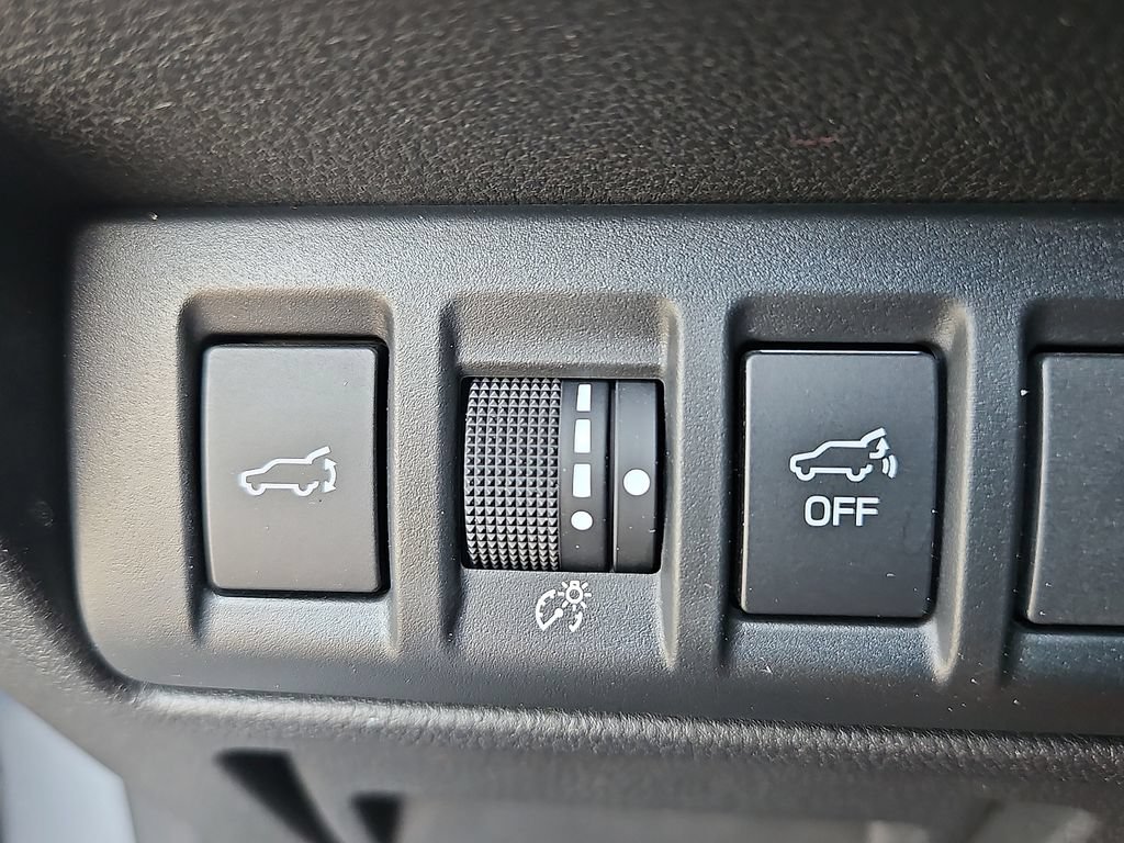 Used 2020 Subaru Outback Limited AWD/4WD image 22
